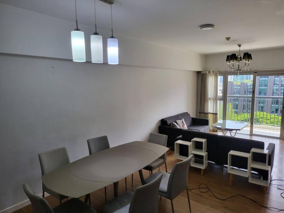 Апартаменты Luxury @ Bgc Sleeps 6 Comfortably Fast Wifi Pool! Манила Экстерьер фото