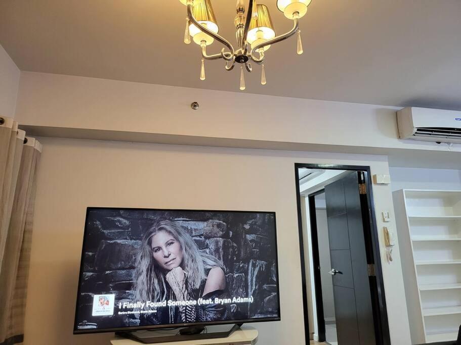 Апартаменты Luxury @ Bgc Sleeps 6 Comfortably Fast Wifi Pool! Манила Экстерьер фото